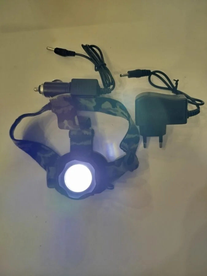 Punjiva naglavna LED lampa